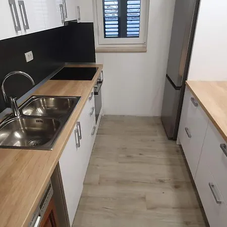 Apartament Aim *