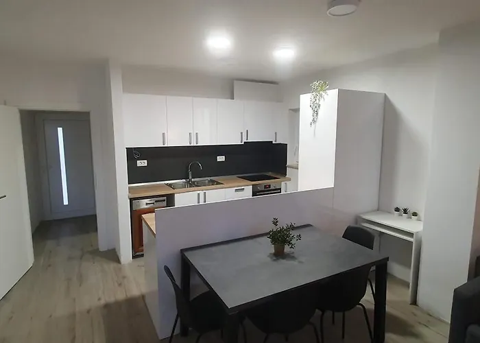 Aim * Куклица